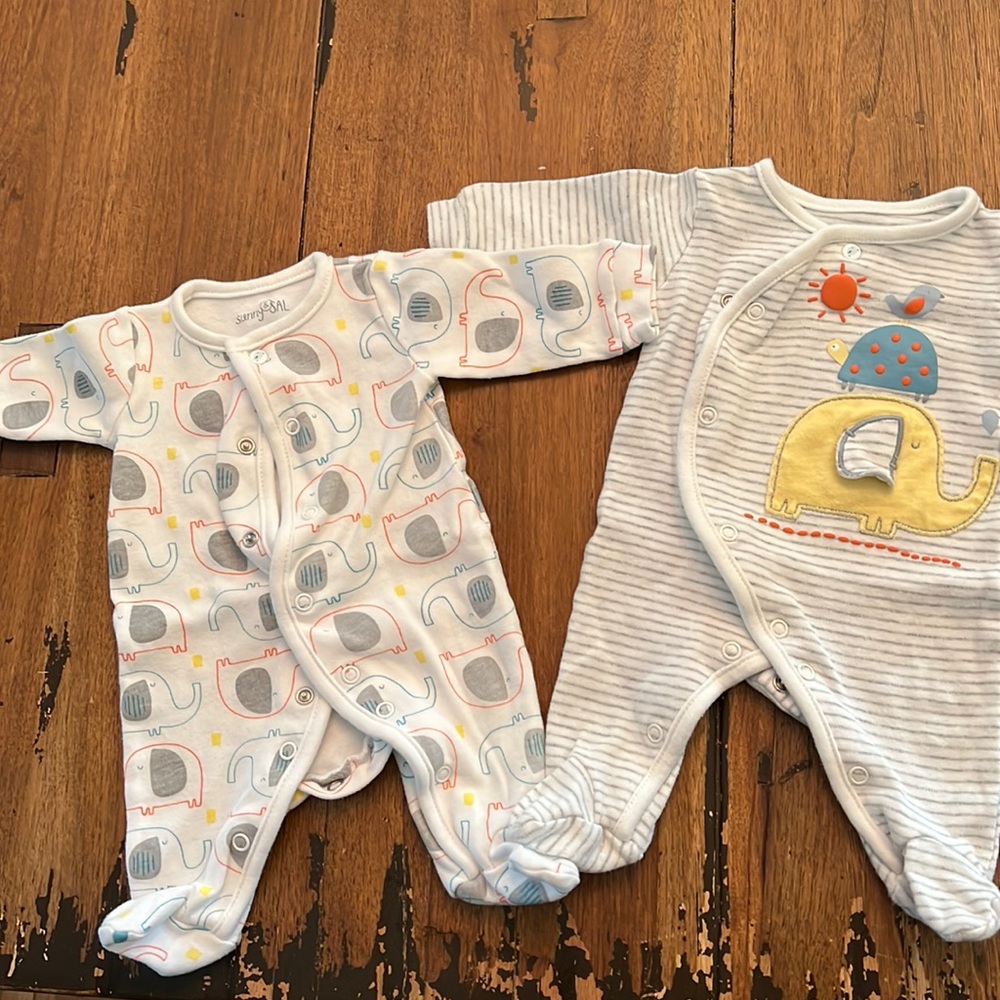 sunny & sal NB footies